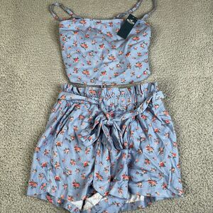Hollister Ultra High Rise Top Bottom Set Womens Medium Blue Floral 2 Piece